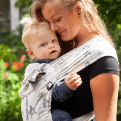 Hoppediz Babydraagzak Hop-Tye Buckle Jacquard Singapore Grijs -Winkel Voor Kinderproducten hoppediz babydraagzak hop tye buckle jacquard singapore grijs a299652 3