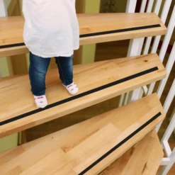 REER Zelfklevend Anti-slip Tape 5m (80135) 10 REER Zelfklevend Anti-slip Tape 5m (80135) -Winkel Voor Kinderproducten reer zelfklevend anti slip tape 5m 80135 a063243 3