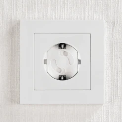 Reer Zelfklevende Contactdoosbeschermers, 20 Stuks Wit -Winkel Voor Kinderproducten reer zelfklevende contactdoosbeschermers 20 stuks wit a354214 4